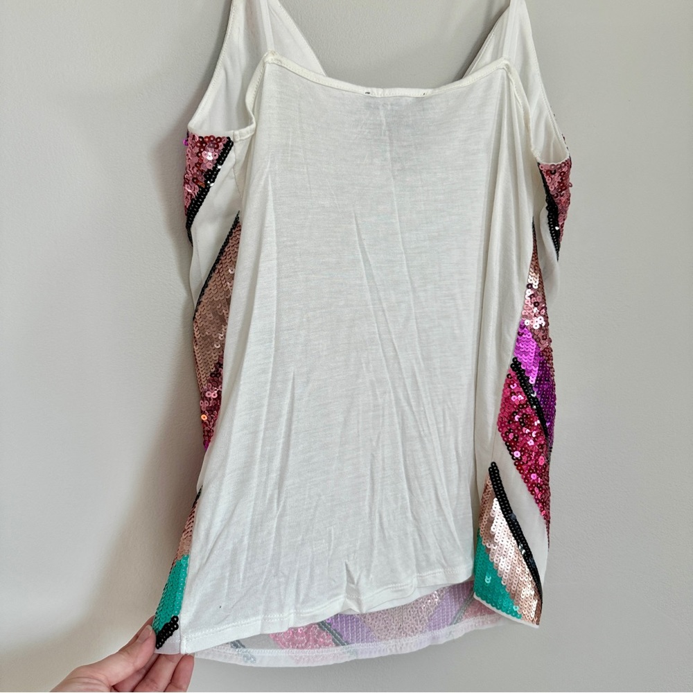 Express Sequined Chevron Tank - Picture 5 of 6